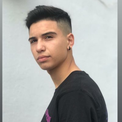 ezequirog's tweet photo. #NuevaFotoDePerfil https://t.co/318cm7kT60