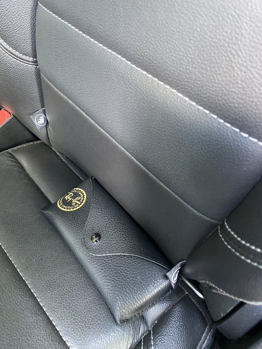 bridget_deegan's tweet photo. TELL ME WHY THESE JUST APPEARED IN MY CAR?!? YO WHO TF IS PLAYING WITH ME?!? Mr. Ray, what do you want?!? plz just don’t hurt my friends and family😩🙏 https://t.co/eashSQb6iu