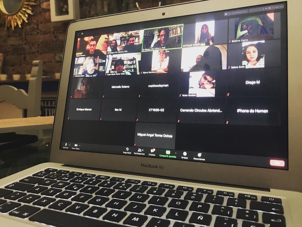 Creando comunidad PrimeMyBody

Trabajando, charlando con personas que tienen visión y  quieren invertir un poco solo la primera porque se apasionaron con la idea de compartir algo bueno con mucha gente

El mercado de la cannabis es la economía fractalizada de este tiempo
#DM
