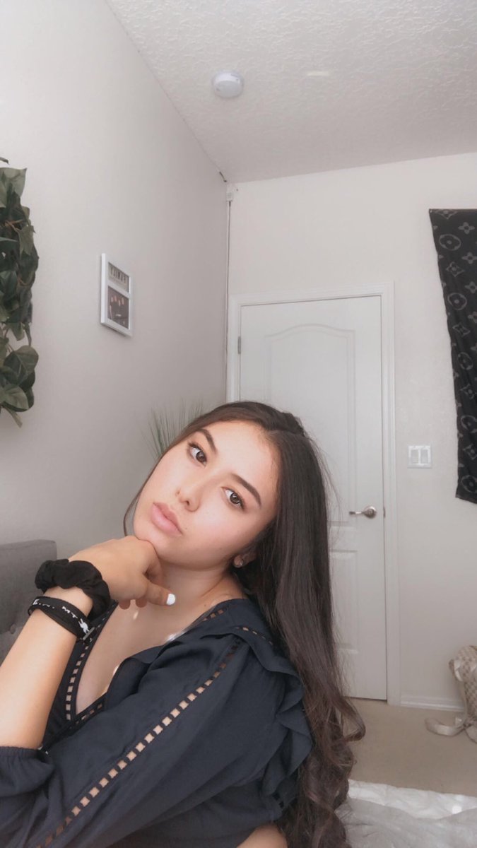 lauraalexaaa's tweet photo. made 4 u https://t.co/T1MnekXogd
