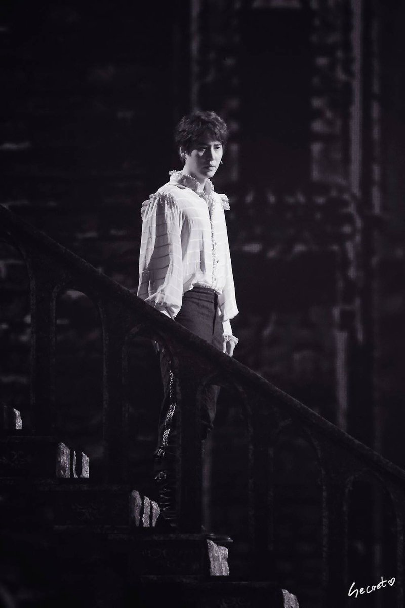Grace__1227's tweet photo. 규현 노래
규현 드리밍
규현 뮤지컬
규현 dreaming
규현 발라드
규현 전참시
규현 음색
규현 요리
규현 떡볶이
규현 펭귄
규현 OST
규현 강아지 

#규현아_사랑해 https://t.co/Nsrs8TTe17