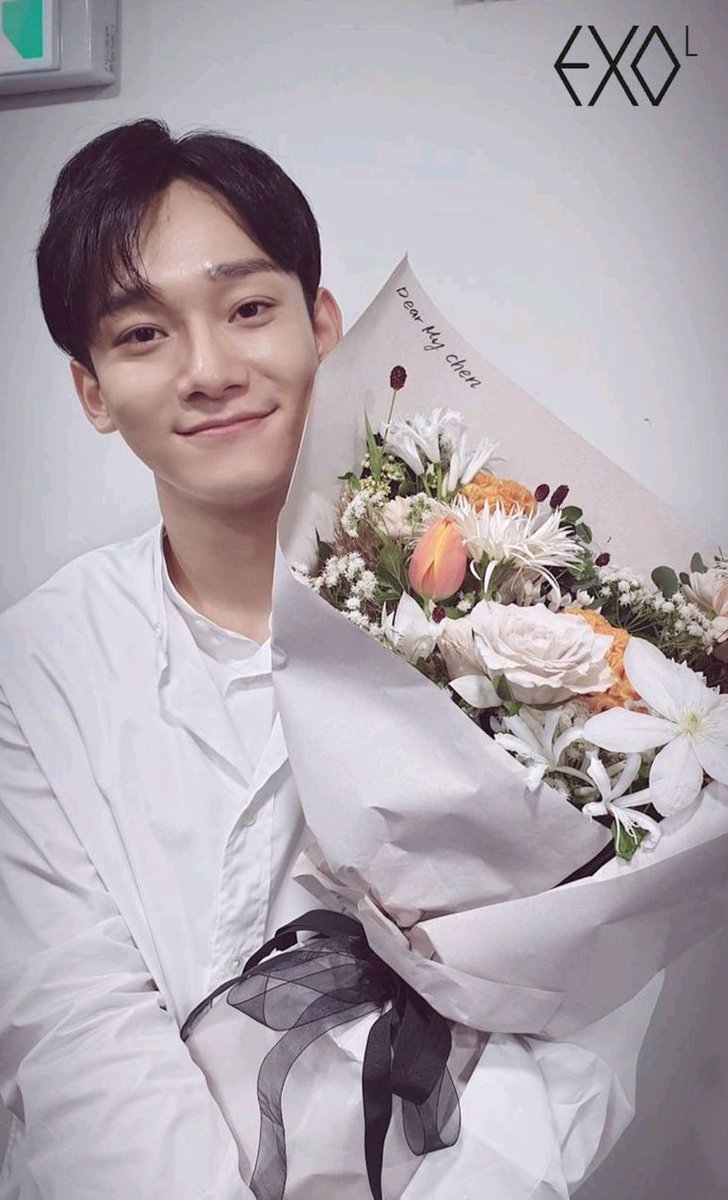 kadeksuciatiii's tweet photo. Jongdae mengajarkanku untuk tetap tersenyum walau banyak orang yg menyakiti kita I love you jongdae #CHEN #CHEN #staywithchen @weareoneEXO @SMTOWNGLOBAL https://t.co/aJeQI0XcpM