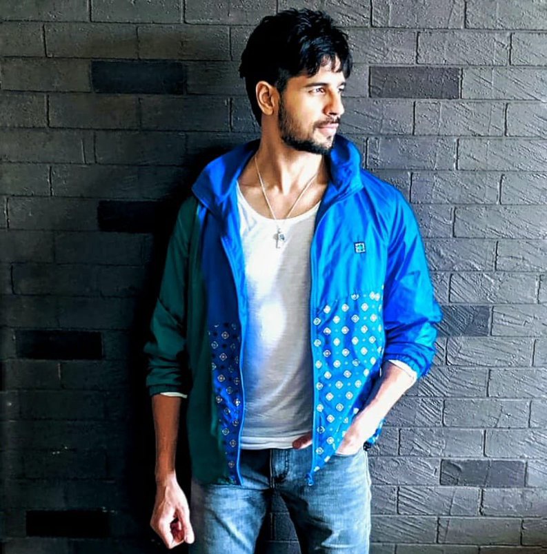 Sidharth Malhotra as a butterfly a thread: