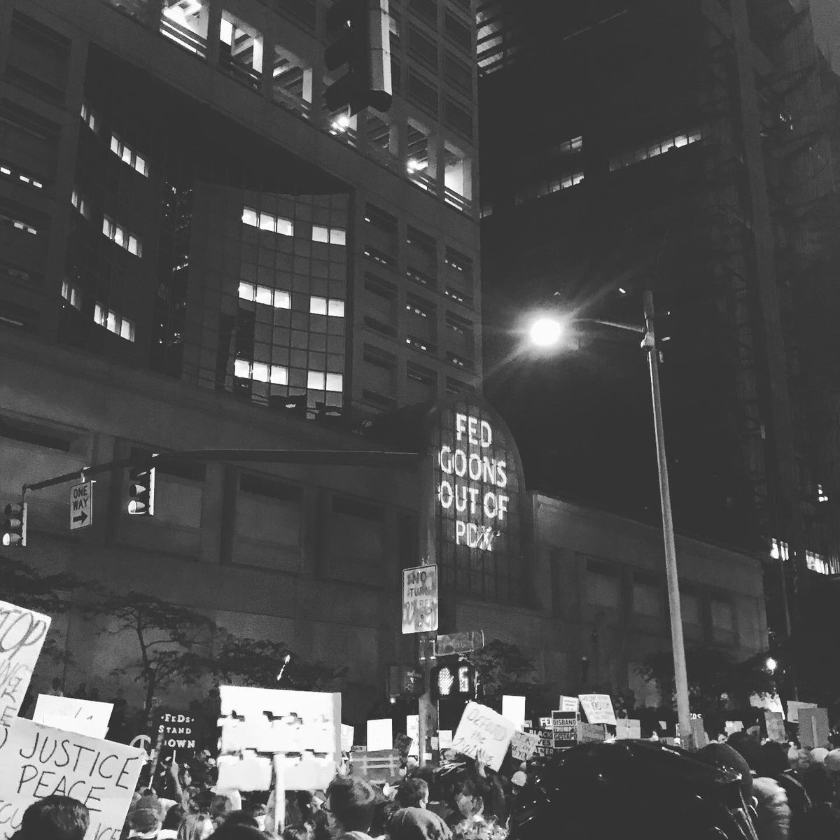 ssaaggeerr's tweet photo. There is a lot of love and solidarity out there. Thanks to the moms, dads, union members, everyone with a leaf blower and eye wash, and sweet friends. Until next time, stay vigilant yall. 
#standupfightback 
#fedsoutofportland #portlandprotest https://t.co/1KiXMvl92z