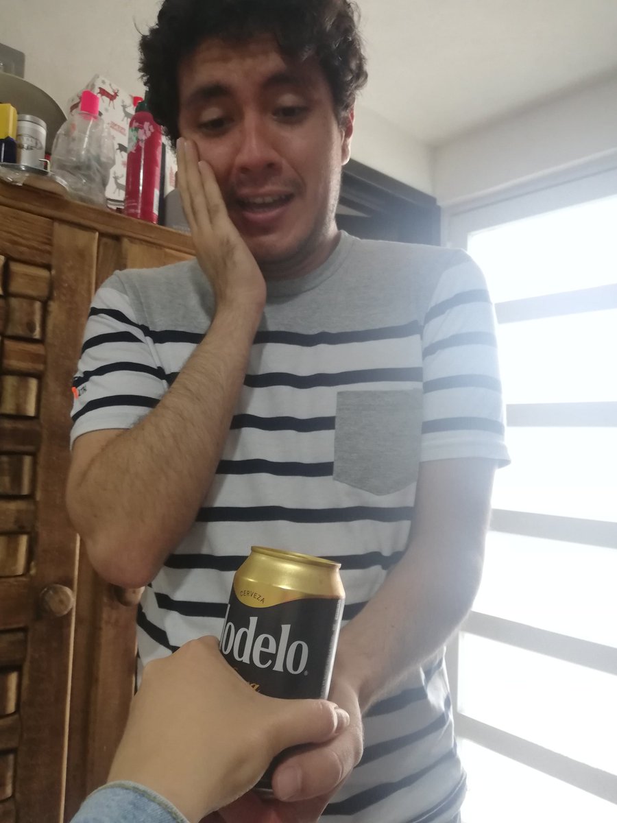 ferrrrrrrmg's tweet photo. Amigos, ¡Dijo que sí! 😍🥰🥰💒 https://t.co/EoYARQdgxU