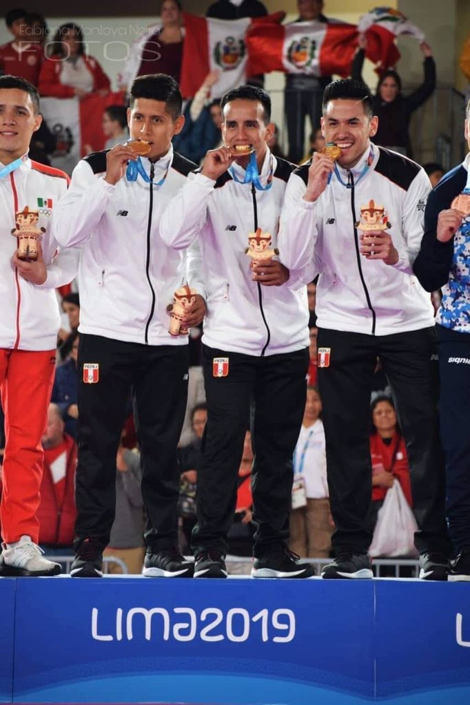 OliverDCast's tweet photo. #YoLoViviLima2019 #teamperu #teamkarate 🥋🇵🇪🥇
Que viva el deporte !! Que viva el Perú !! ❤️🤍❤️
JJPP2023  .... allá vamos!! https://t.co/8nOybZfDlt