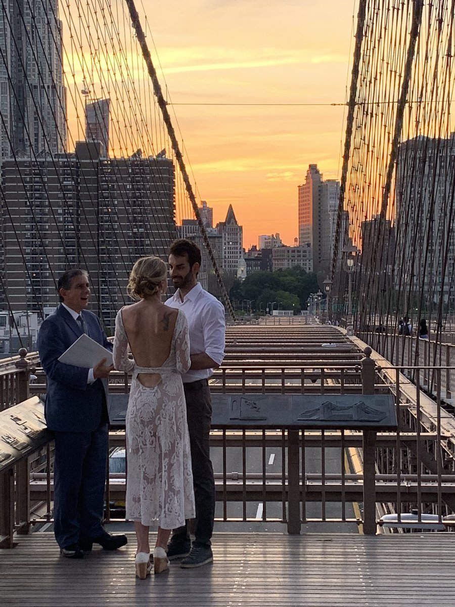 if you were getting married on the brooklyn bridge this evening, i’ve got some photos for you!