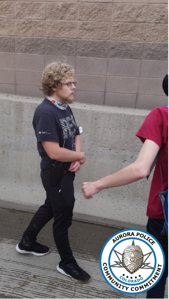 UPDATE: DO YOU RECOGNIZE THIS MALE? 

This male is a person of interest that shot 2 people yesterday on I-225.

Please reach out to <a href="/CrimeStoppersCO/">MetroDenverCrimeStoppers</a> with tips. You can remain anonymous and be eligible for a reward of up to $2,000.