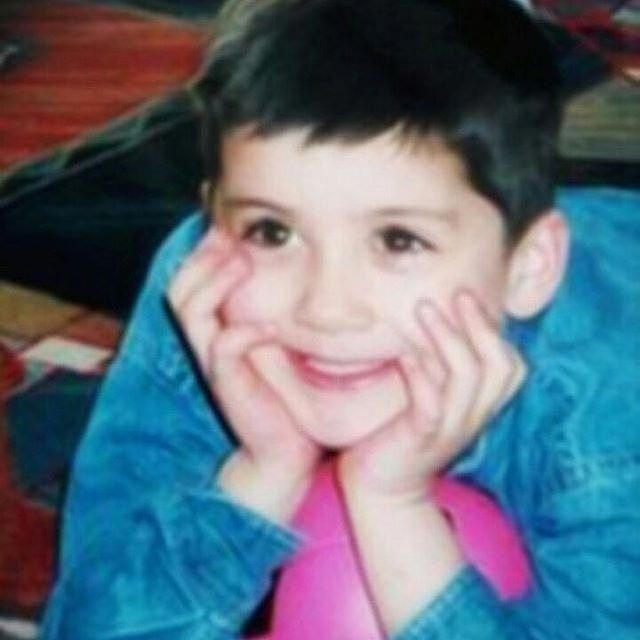 OliverSnow28's tweet photo. Hilo para aprecias la belleza superior del bb Zayn Malik... https://t.co/dfOfOD59WY
