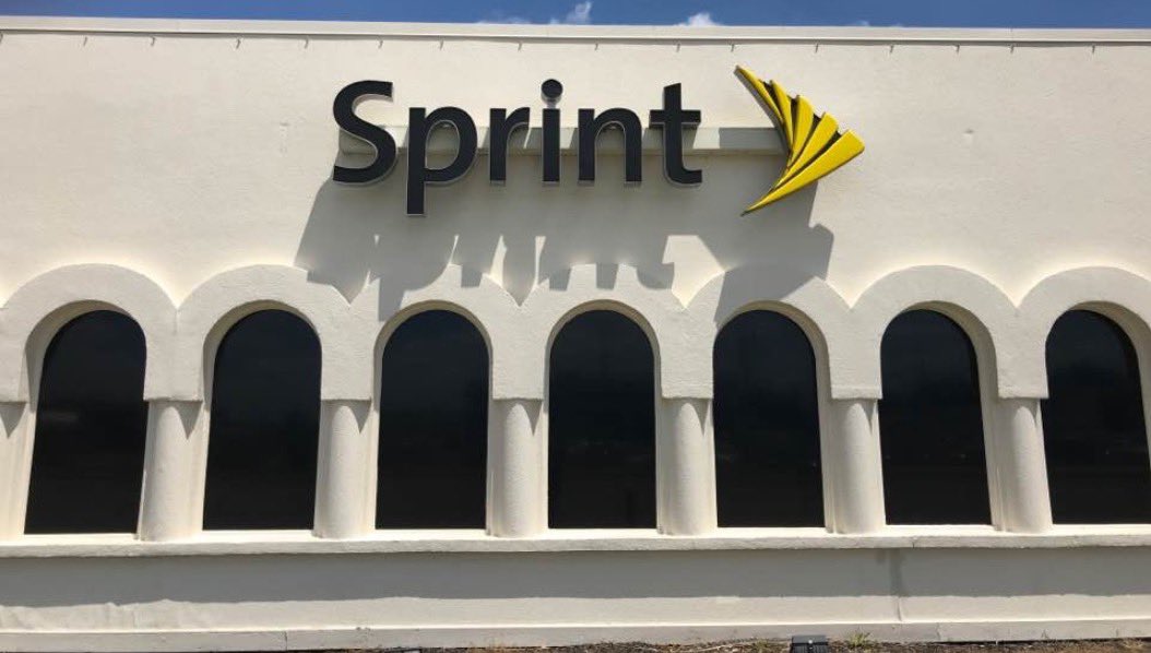 allioop26's tweet photo. One year ago today, the DOJ approved the @TMobile merger with @sprint and here we are, finally in execution mode! I am so excited to be part of The New T-Mobile! @JonFreier @CoachHaskell @JimArca04 #TeamMagenta https://t.co/ZeOjPM0SFp
