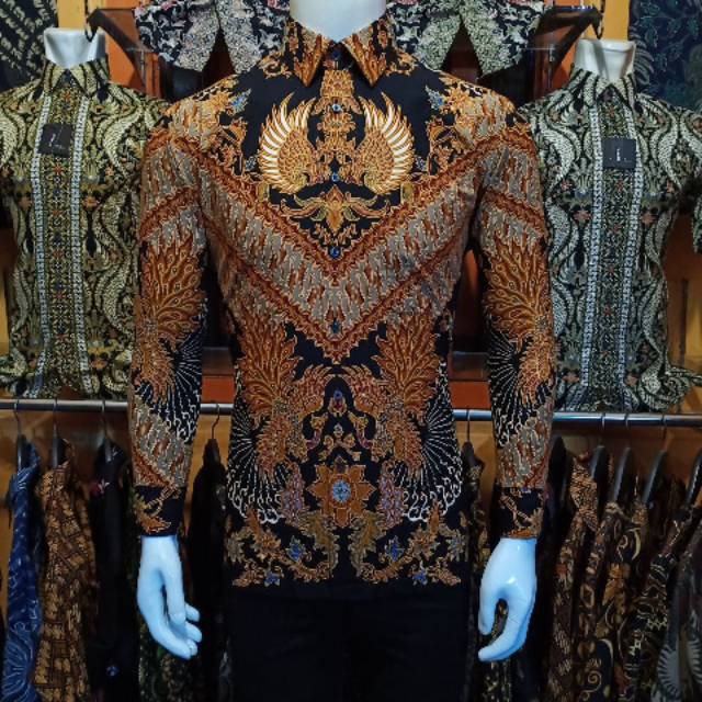 Amiruddin_Sulth's tweet photo. Saya menjual Kemeja regul... seharga Rp300.000. Dapatkan produk ini hanya di Shopee! https://t.co/pPrYoSqnsX #ShopeeID https://t.co/SvaORsqxLv