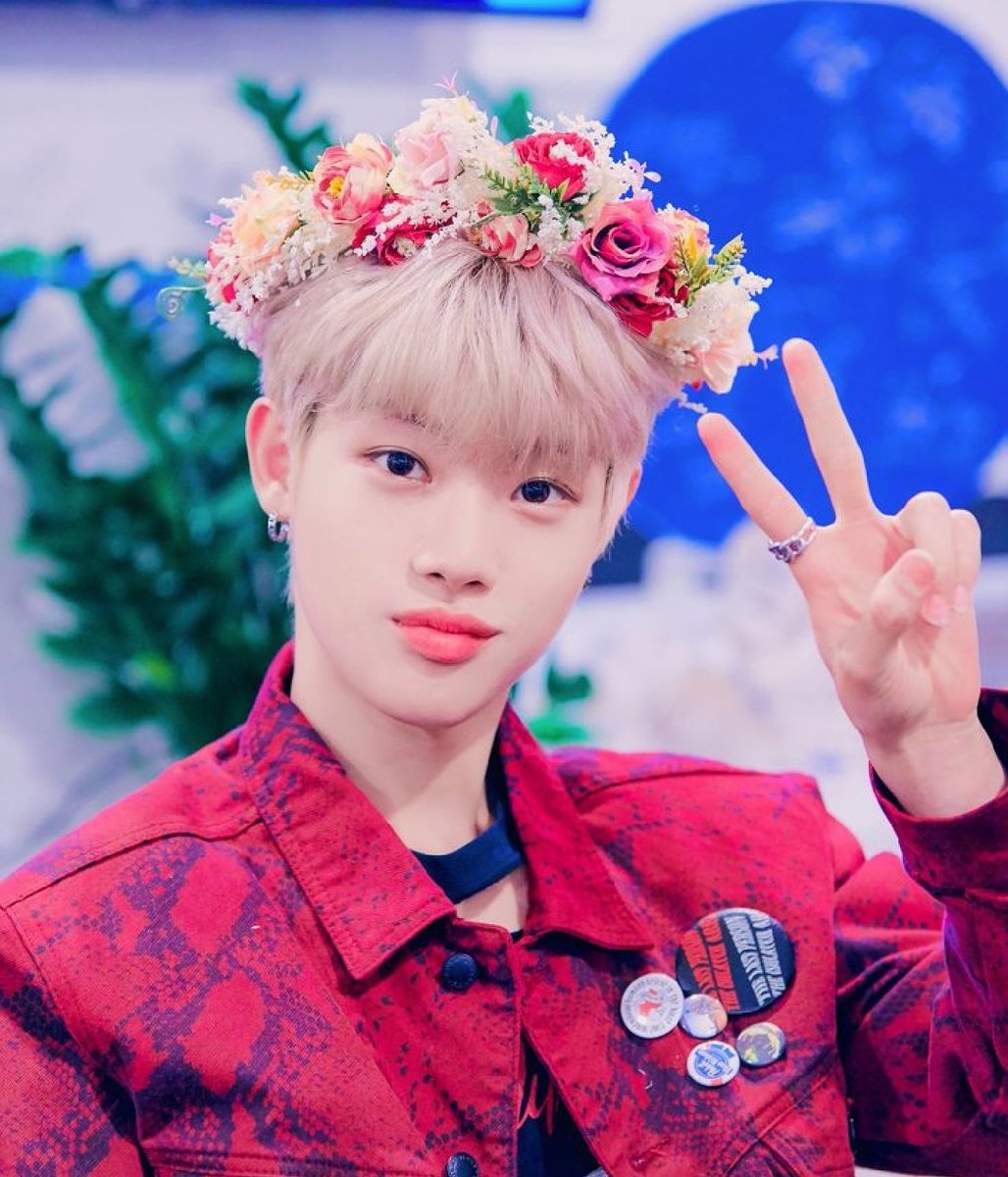 Yah I'm cute so what 
#krp #kpoprp