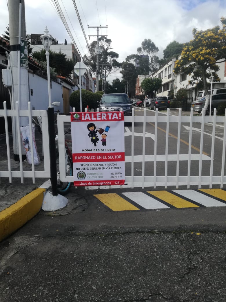 BarrioCedroGolf's tweet photo. Campaña "POR UN CEDRO GOLF SEGURO", agradecemos a los residentes del barrio Cedro Golf por su compromiso con el sector, @BarrioCedroGolf https://t.co/iD8gASn7RI