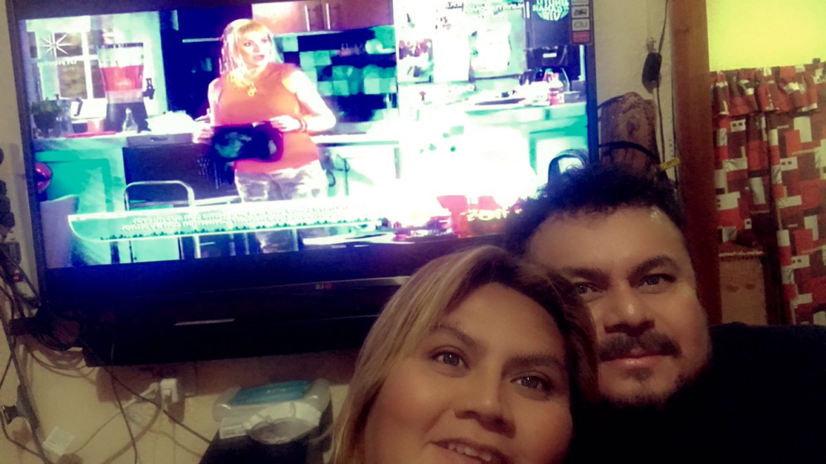 Yulii_rc's tweet photo. @Vecinosoficial #Vecinos viéndo el mejor programa 🤩 https://t.co/HJxiF1Odhf