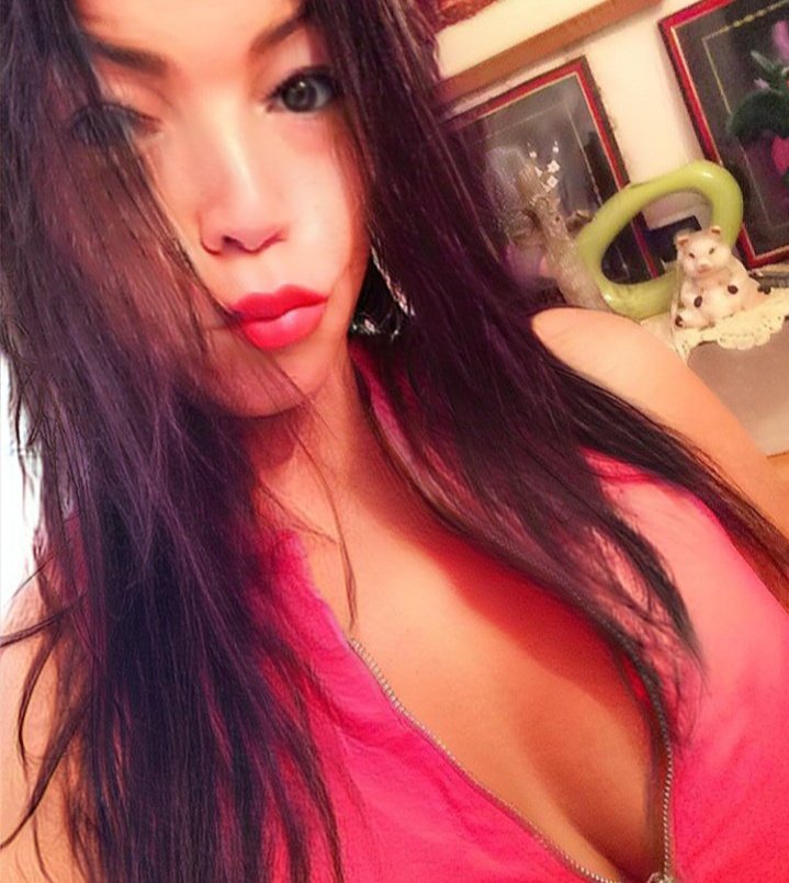 SimplesmenteSyl's tweet photo. Eu sou o lugar onde me encontro...E deste ponto, a perspectiva é infinita. Boa semana amores. 💋
#SimplesmenteSyl 👠💄 https://t.co/dQC5KsICHU