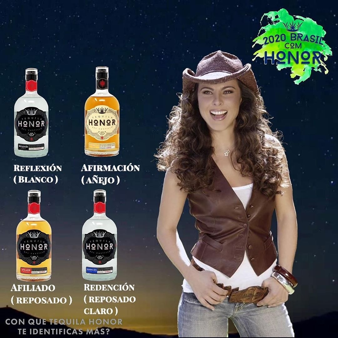 BrasilComHonor's tweet photo. @2020brasilcomhonor deseja que  hoje domingo , seja um dia  cheio de muita paz , amor e abencoado, disfruta o dia de hoje com Mucho Honor .
Compre a sua @honortequila favorita e #vivecomhonor https://t.co/UBwAnHTG3A