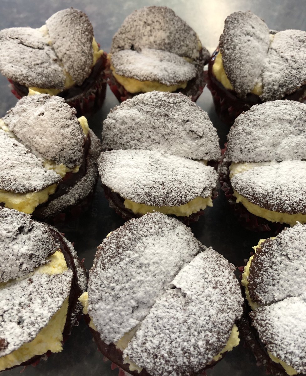 minxylu's tweet photo. Chocolate Butterfly Cakes (red plum jam and buttercream custard filling) Yum! https://t.co/SaaBcSUdfw