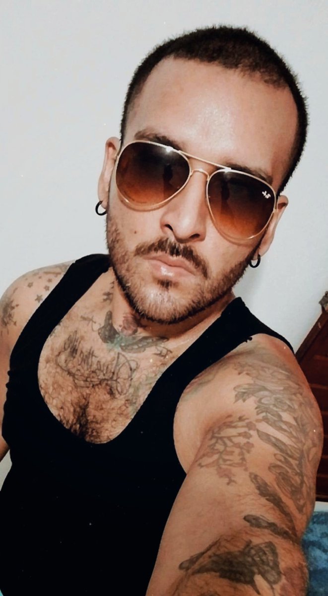 emmbo03's tweet photo. Domingo relax bye #sunday #boy https://t.co/63yxxdVBDa