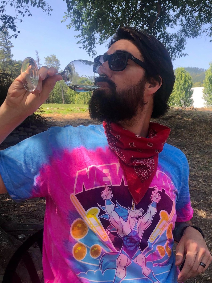 mattanthem87's tweet photo. From last weekend when I frolicked through lavender fields and sipped wine by a river with my wife, and my mother. @redlilyvineyard #Wine #LavenderFields #Summer #MaskAtTheReady https://t.co/vU9pnwoqof