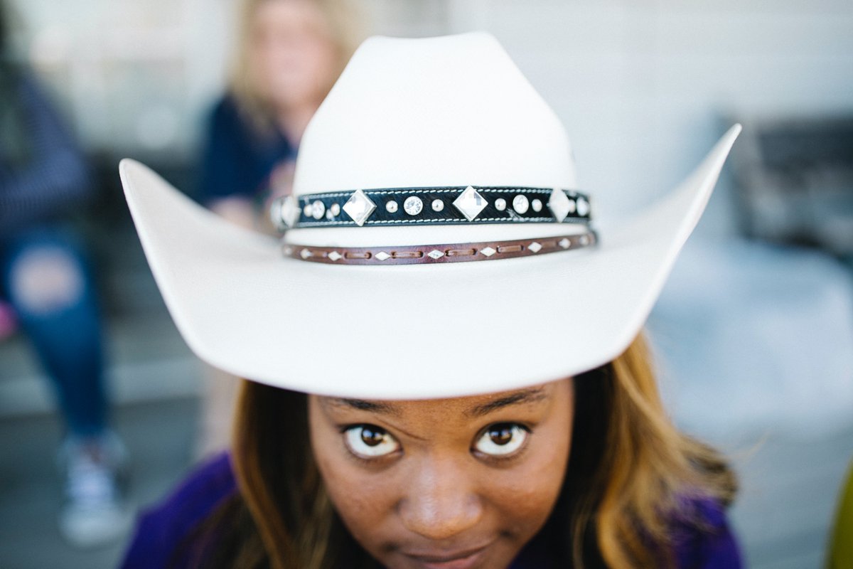 "What in the name of  @LilNasX is going on?" -  @wkamaubell  #UnitedShades Let me tell you these dudes were cowboys for real. This is no made of TV magic. The farm was expansive, the animals were a little stinky but the pride these folks had in their land and work. Boyyyy.