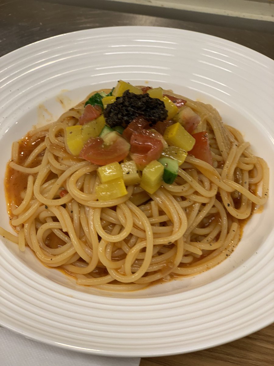 belltree20191's tweet photo. こんにちは😃
まだ梅雨が明けませんねー💦
気温は高いみたいだから
ジメジメした　そんな日は

　Bell treeの冷製パスタにいない？

①トリュフ香るトマトの冷製パスタ、
②冷たい���ロネーゼ
③冷製味噌マヨクリーム

皆様のお越しを心よりお待ちしておりまーす

#ベルツリー 
#熊谷ランチ https://t.co/Ori55pZVsP