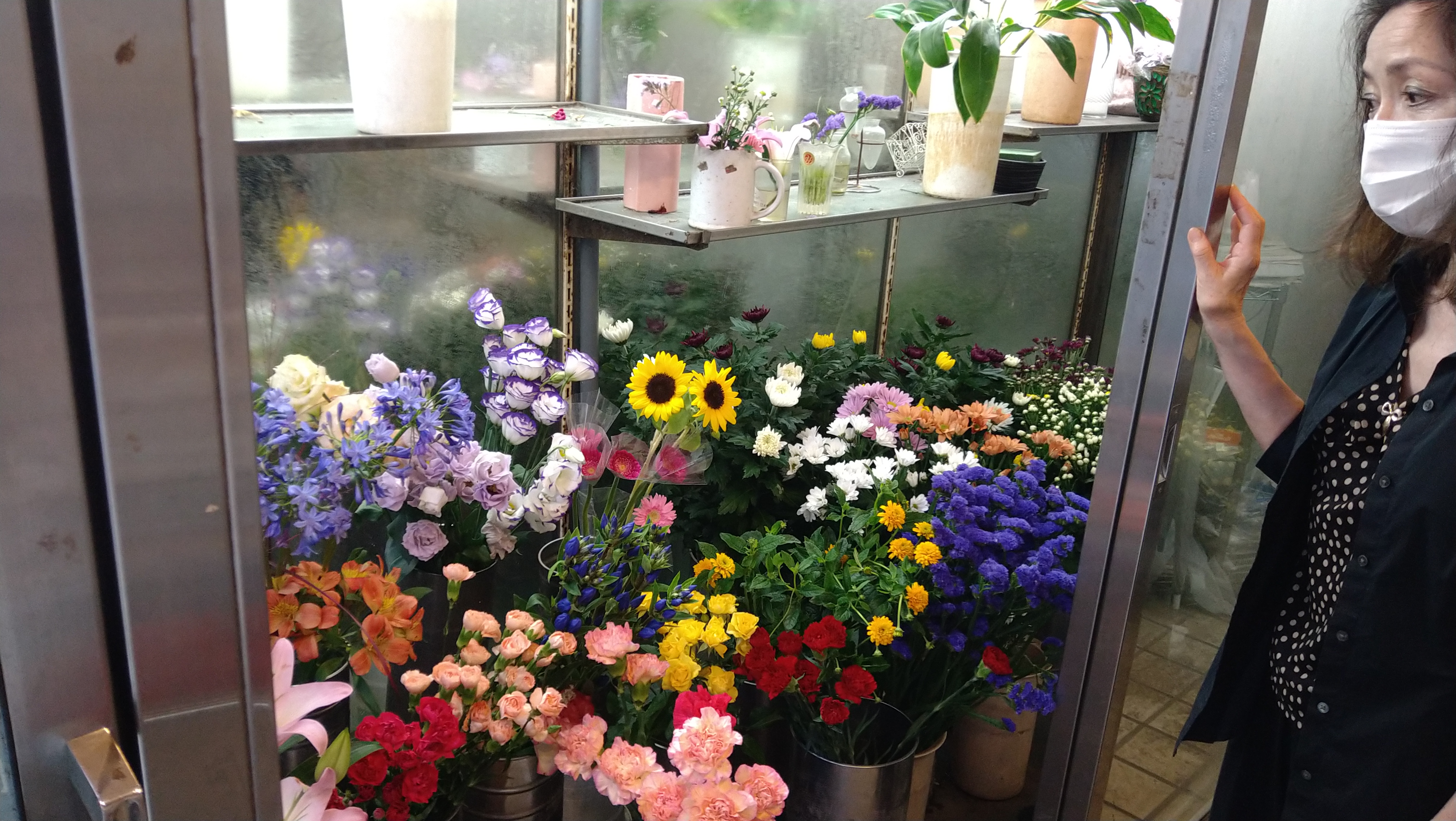 Twitter 上的 サウザンロード相模台商店街連合 公式 チグサ生花店さん 相模台郵便局の少し先にあるお花屋さん 店頭では贈り物や仏花などを購入なさるお客様が多いです 配達も行っていますので気軽にご相談ください サウザンロード オダサガ 小田急相模原