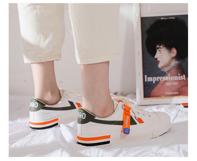 JiampSt's tweet photo. ❀ 𝑷𝒓𝒆𝒐𝒓𝒅𝒆𝒓 °JM23 #Preorderน้องลูกปีช

รองเท้าผ้าใบ สุดชิค มี 3 สีให้เลือก
 ดำ ፧ ขาว ፧ เขียว

🦄size:35-40  ❥ ราคา 250บาท 
(มัดจำ 50 บาท) 

🧩ปิด 31/7/2020 (รอหลังปิด 15-25วัน)    
(สั่งสินค้าทัก DM มาด้วยจร้าาา) https://t.co/AYojKvlaOz