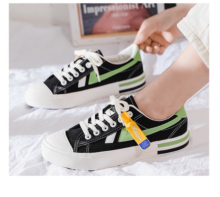 JiampSt's tweet photo. ❀ 𝑷𝒓𝒆𝒐𝒓𝒅𝒆𝒓 °JM23 #Preorderน้องลูกปีช

รองเท้าผ้าใบ สุดชิค มี 3 สีให้เลือก
 ดำ ፧ ขาว ፧ เขียว

🦄size:35-40  ❥ ราคา 250บาท 
(มัดจำ 50 บาท) 

🧩ปิด 31/7/2020 (รอหลังปิด 15-25วัน)    
(สั่งสินค้าทัก DM มาด้วยจร้าาา) https://t.co/AYojKvlaOz