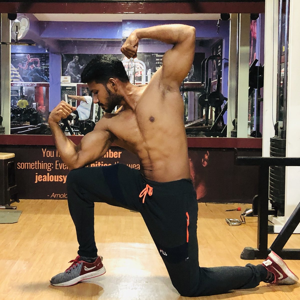 LigmentF's tweet photo. கனவு பெரியது, பெரிதாகச் செய்யுங்கள். Dream big, Do bigger.
Follow Him an insta:karthick @ligment_fitness #modelphotography #workout #gym #workoutmotivation #fitnessmotivation #bodybuilding #fit #exercise #training #motivation #fitspo #gymlife #fitnessaddict #muscle #workouts #abs https://t.co/jPkyUCkOyg