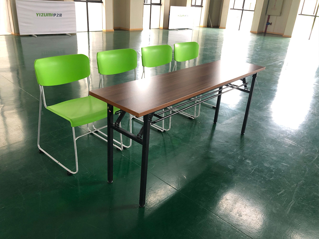 Plastic chair for waiting area

#furniture #officefurniture #schoolfurniture #chairs #studentfurniture #trainingchair #sillasdeoficina #furnituredesign #classroom