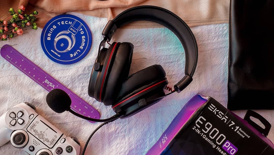 EKSAtech's tweet photo. "The E900 Pro is incredibly great in its comfort and sound quality!"
We totally agree with you! Thanks @juu_melissa for the review and nice pic. ❤❤❤
#eksa #eksae900pro #e900pro #gamingheadset #virtualsurroundsound https://t.co/zUu0r0ZZ7Z