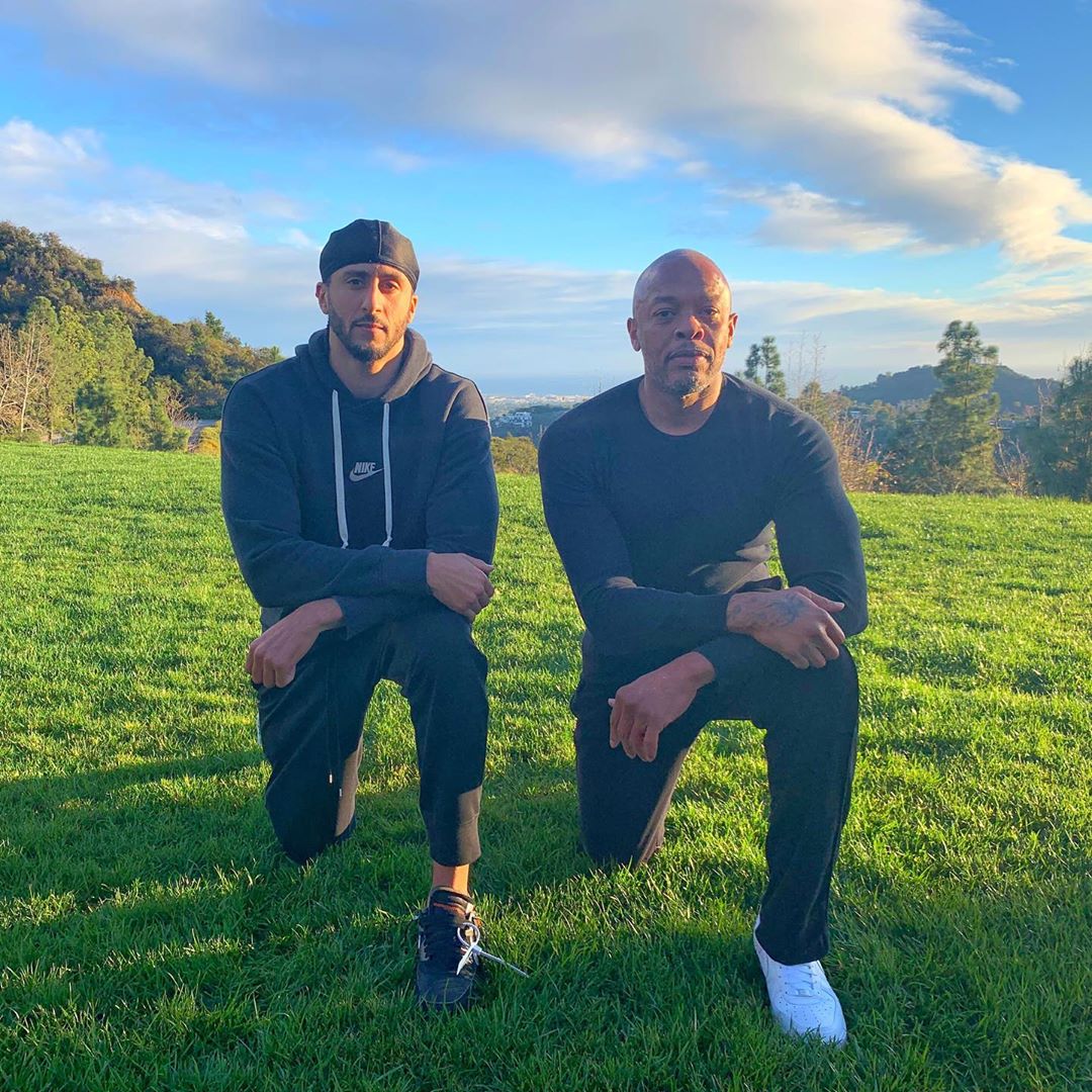 Dr. Dre takes a knee with Kap <a href="/brgridiron/">B/R Gridiron</a>

(via <a href="/drdre/">Dr. Dre</a>)