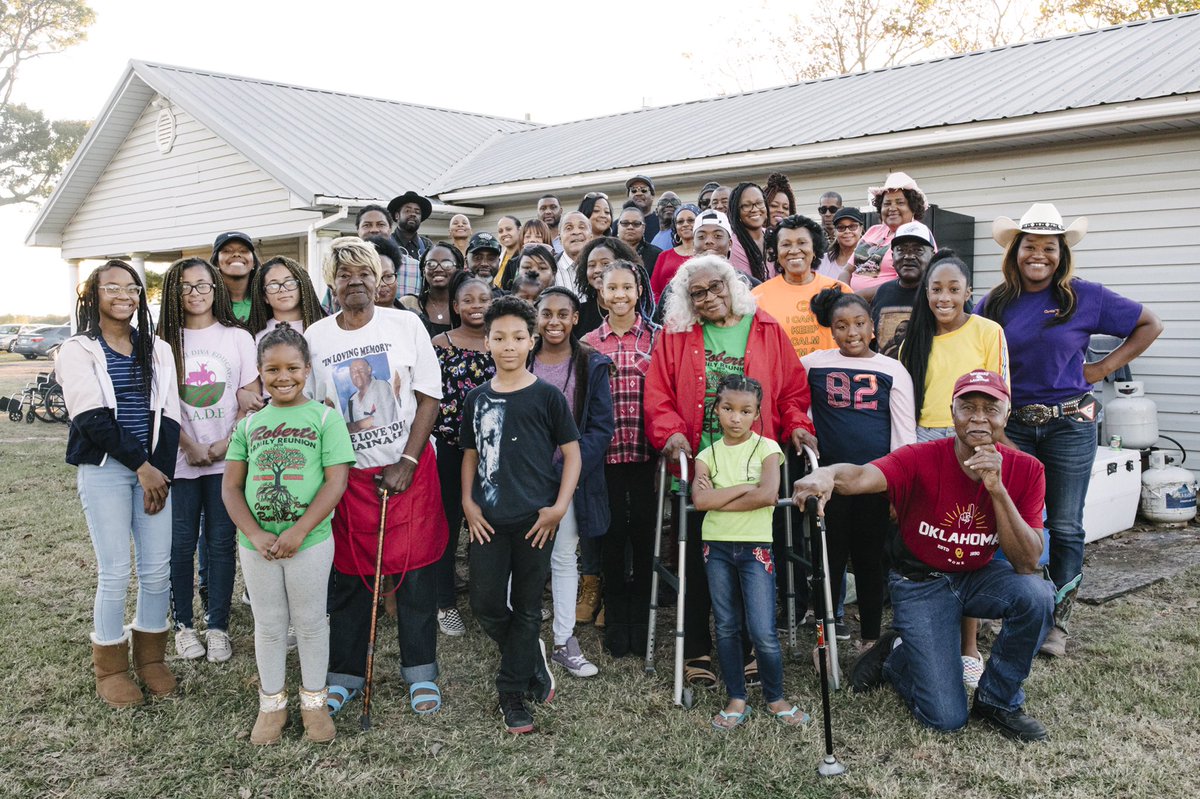 This family gathering was no joke, it was like 3 nfl rosters worth of people gathering together. I left with a deep sense of thankfulness to be able to meet them.  #UnitedShades