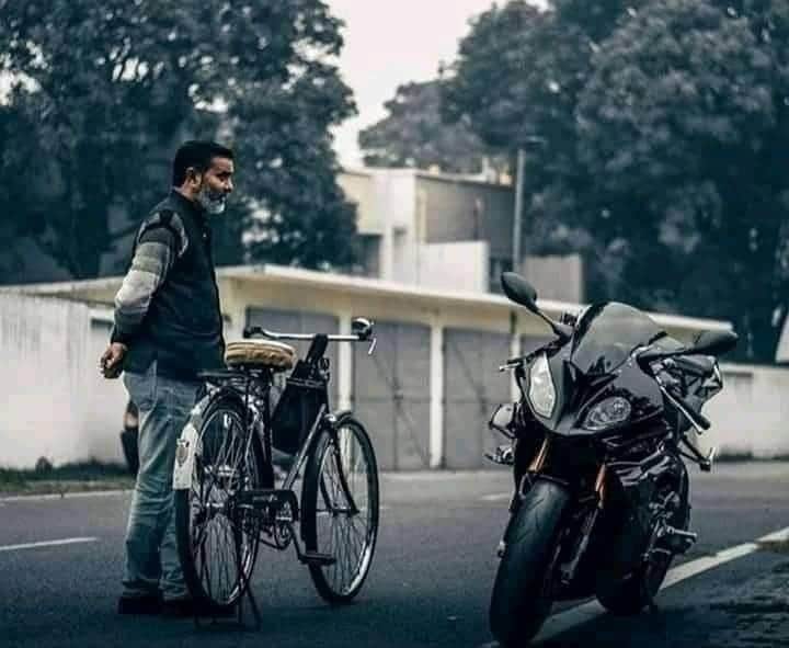 AbirSheikh07's tweet photo. স্বপ্ন যখন বয়স পেরিয়ে যায়, সামর্থ্য আর সাধোর মিল হয়ে উঠেনা https://t.co/4BbAQ7kf7z