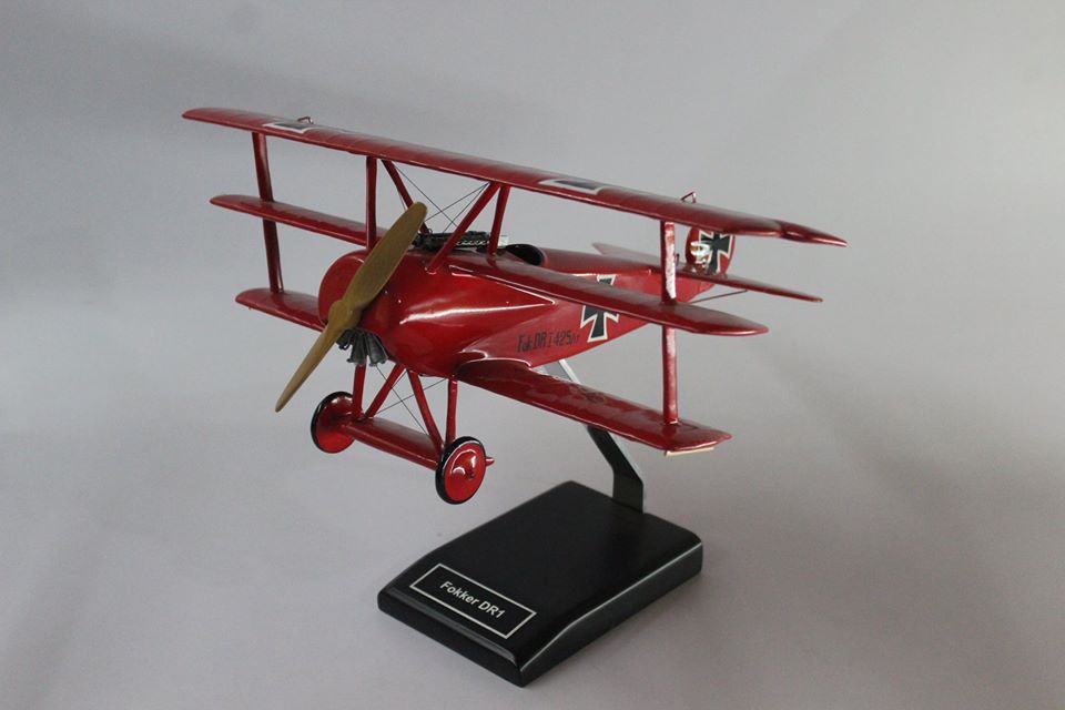 modelworkdirect's tweet image. Custom Handmade Fokker DR-1 model often known simply as Fokker Triplane, Modelworks is the Fabricator that will Satisfy your Dreams👍,Grab Yours NOW!! We are available for Gifts, Giveaways,Souvenirs,Collections and More☺️
#customhandmademodel
#scalemodelbuilder
#modelworkshop