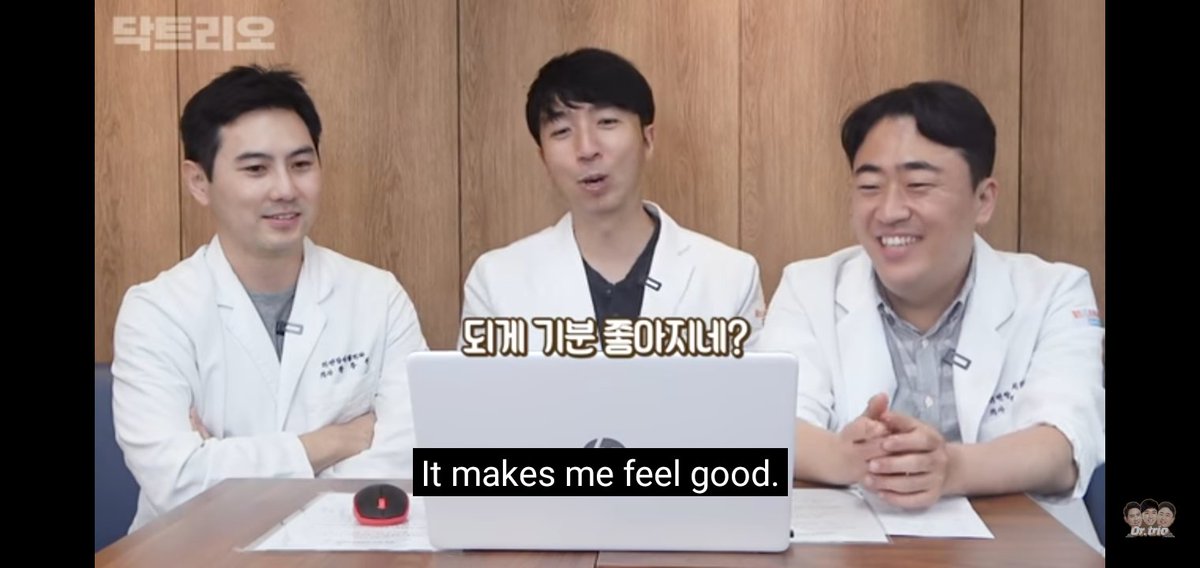 DAHYUNThey're are captivated by Dahyun's cute facial features and plump orange feels, they even said she's like a soft tofu. They talked about her viral eagle dance video, it just proves that it's relevant until now. Dubu has a very vibrant beauty, very rare these days.