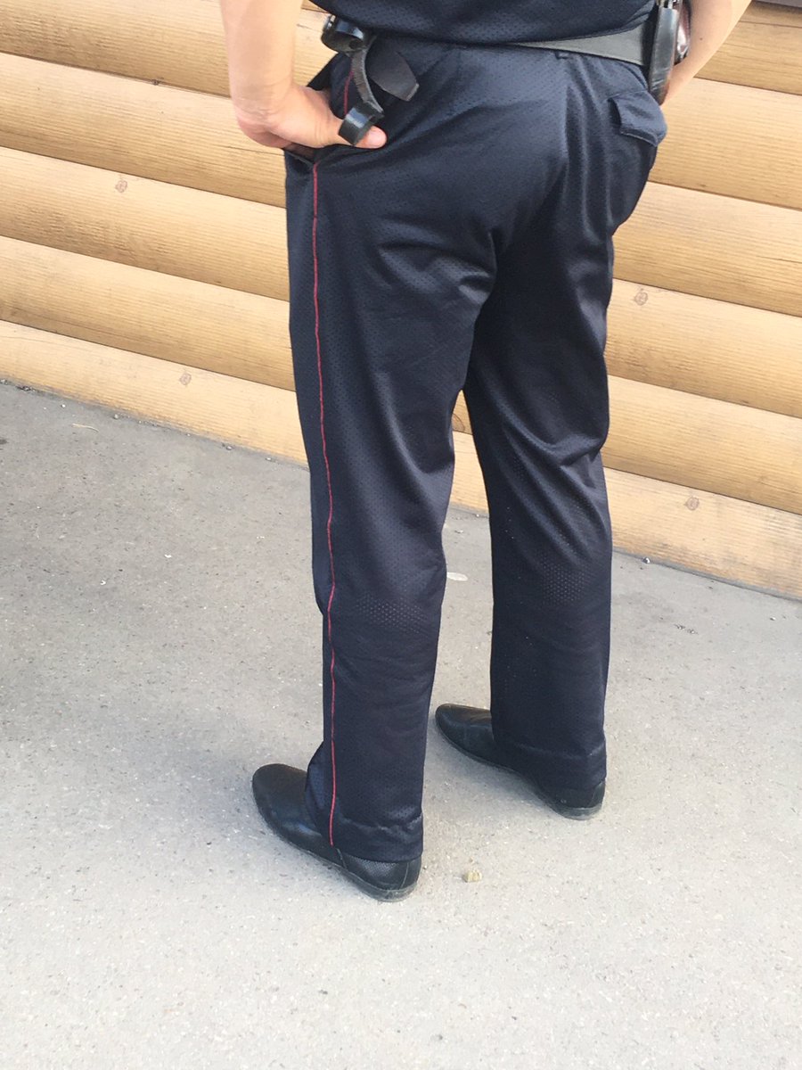 sweetgi1rl's tweet photo. Хуя он проветривается https://t.co/U66b627d8g