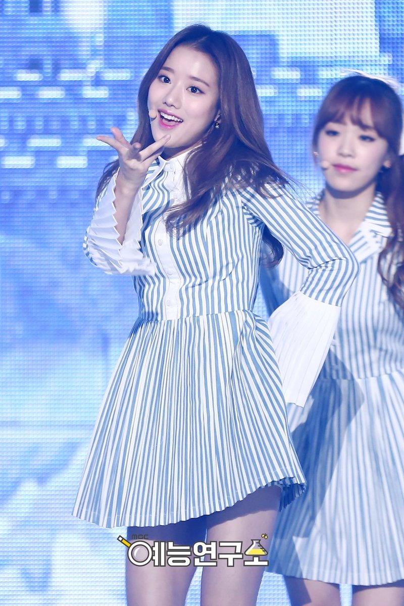 hourly lee naeun (@hourlynaeun) on Twitter photo 