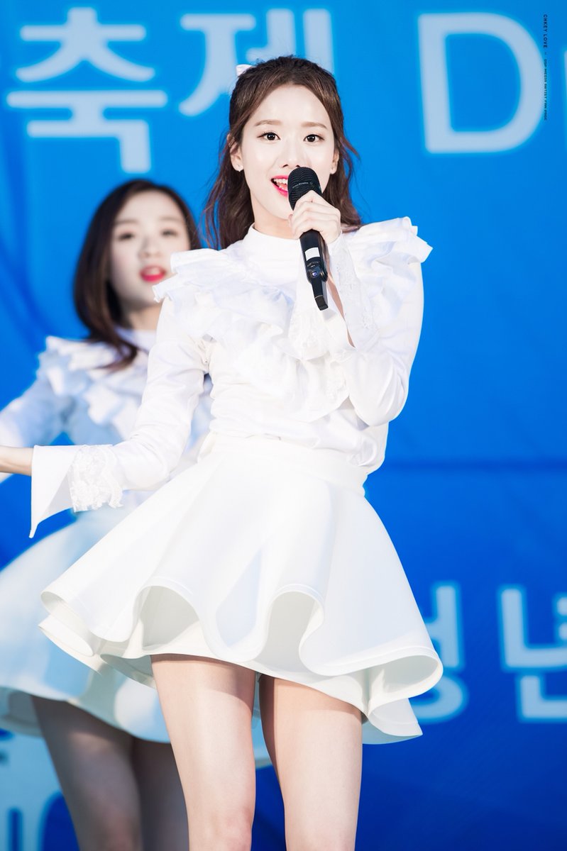 ©️CHEKYLOVE (chekylove_)