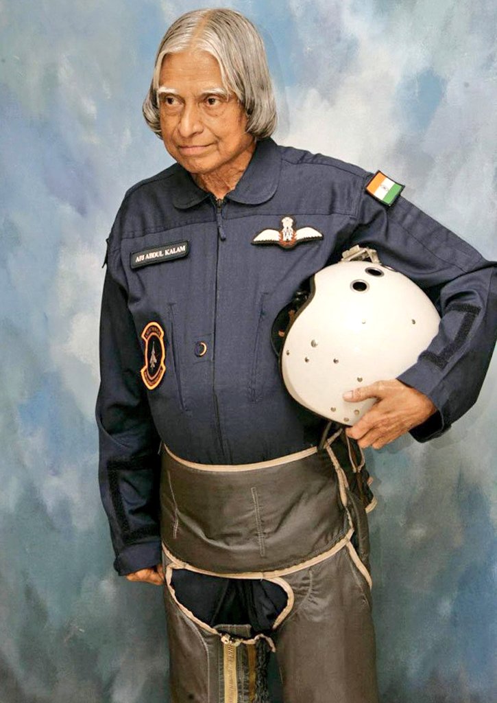 ABhi100099's tweet image. Remembering missile man if India #APJAbdulKalaam ji on his death anniversary 🥺  we miss u sir #ApjFutureVision #apjabdulkalam 🙏🙏🙏🙏🙏