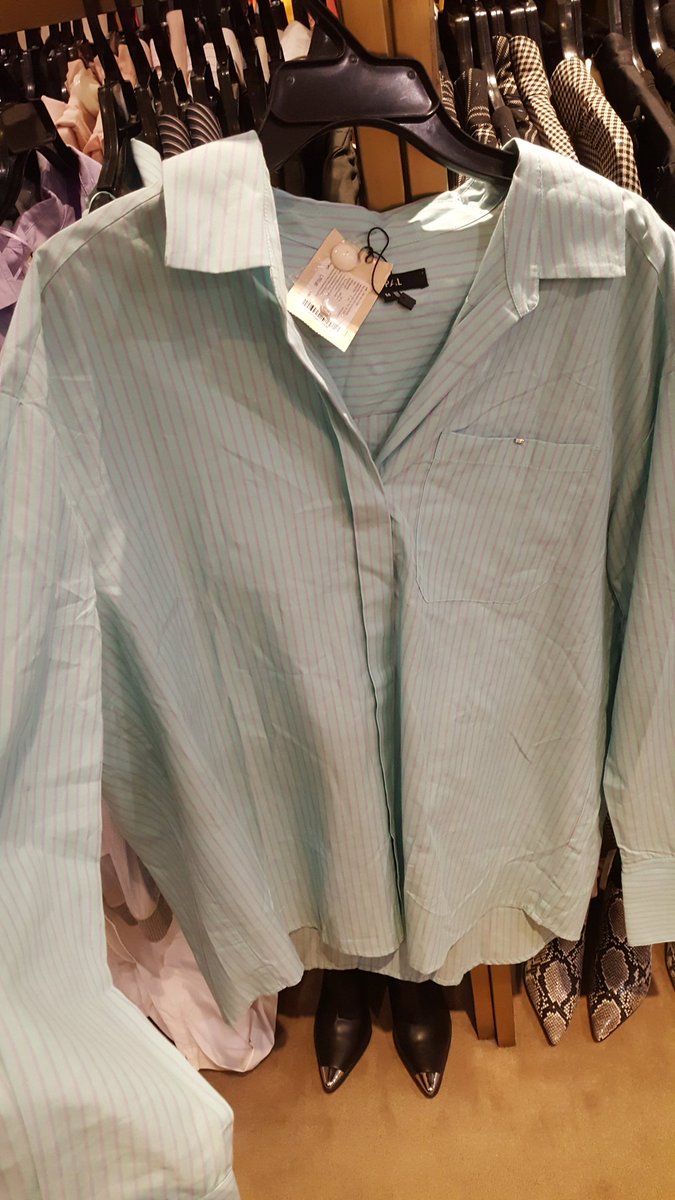 chobverver's tweet photo. ทุกคนน jaspal น่ารักมากก sale 80%
ราคาน่ารักมากก
สเว้ตเตอร์เหลือ359฿!!
ใครสนใจดีเอมมาถามได้น้าา
หิ้วให้ค้าบบ #รับหิ้ว #howtoperpect #พรีออเดอร์ #เสื้อแขนยาว https://t.co/ps1zduMeJz