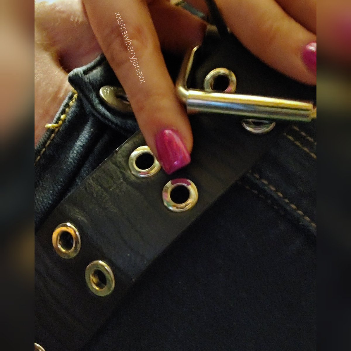 xxsj85xx's tweet photo. Here are a few photos that I am posting to my ๐https://t.co/o5jPHoazpV๐ as well as a few others of me disrobing as soon as I returned home.
#pinknails #pinktoes #bbws #shelac #squarenails #fullsetnails
#xxstrawberryjanexx https://t.co/31WlZuUTu3