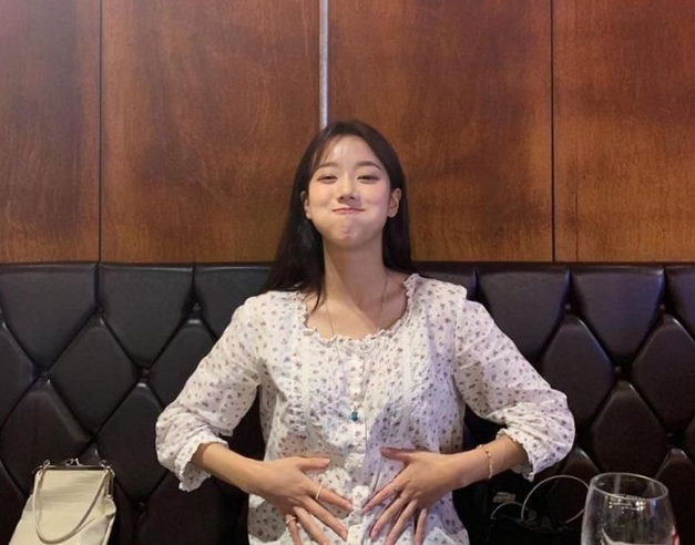 hourly lee naeun (@hourlynaeun) on Twitter photo 