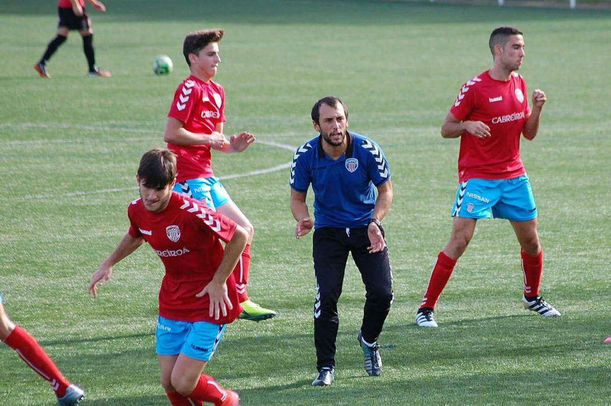 Adrián Negro novo preparador físico da S.D.Fisterra, ex da canteira do <a href="/CDeportivoLugo/">Club Deportivo Lugo 🪓</a>  e <a href="/FCBarcelona_es/">FC Barcelona</a>  ven a reforzalo corpo técnico.
Moita sorte Adrián e benvido a Fisterra.