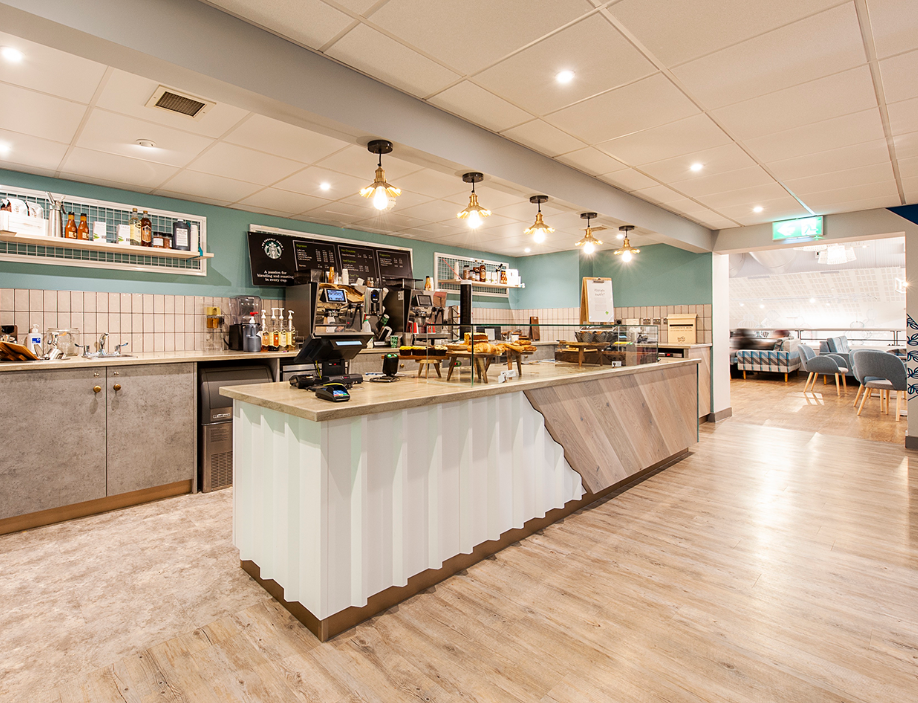 CateringDesignG's tweet photo. Our challenge was to re-design 5 catering spaces across 2 campuses for @sunderlanduni. We ensured maximum uptake of the services by creating multi-functional social spaces for use by students, staff, visitors &amp; the public https://t.co/9bttGwRCU3 @elioruk #CateringDesign #Interior https://t.co/N6fkJh2mRN