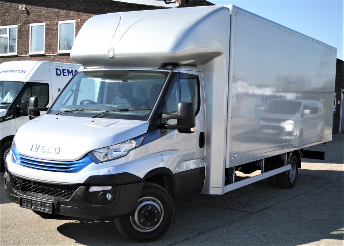 OkIveco's tweet photo. Would you like to reduce your running costs?
Take a look at our CNG IVECO Daily-Luton!
Up to 35% fuel cost savings
Call on 0203 457 5445 or 
IVECO Retail..The Home of IVECO!!
#iveco #ivecoretail #ivecocapital *#truck #automotive #automotiveindustry 
#couriers #courierservice https://t.co/vUwPC0prgo