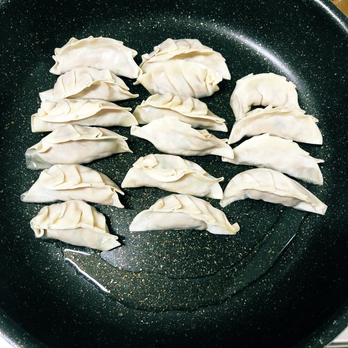 水餃子のtwitterイラスト検索結果 古い順