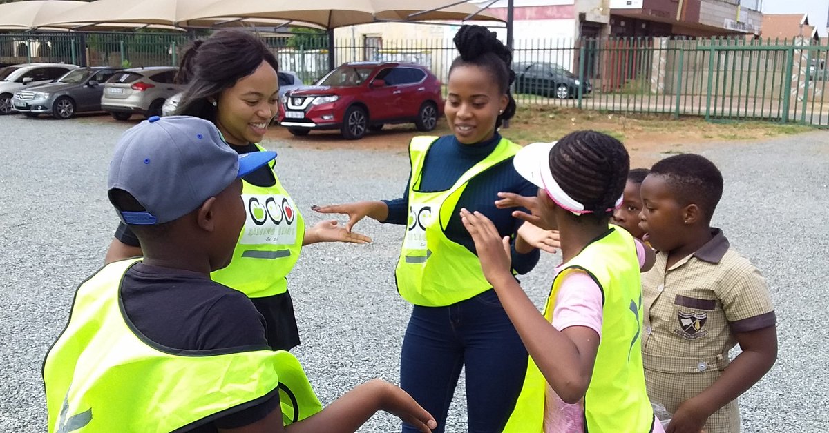 RaisingGiants's tweet photo. “Unity is strength. . . when there is teamwork and collaboration, wonderful things can be achieved.”
Mattie Stepanek
___
#RaisingGiants #MakeADifference #MandelaEffect #unity #MandelaMonth #MondayMotivaton #lockdown https://t.co/b5viBNtRYo
