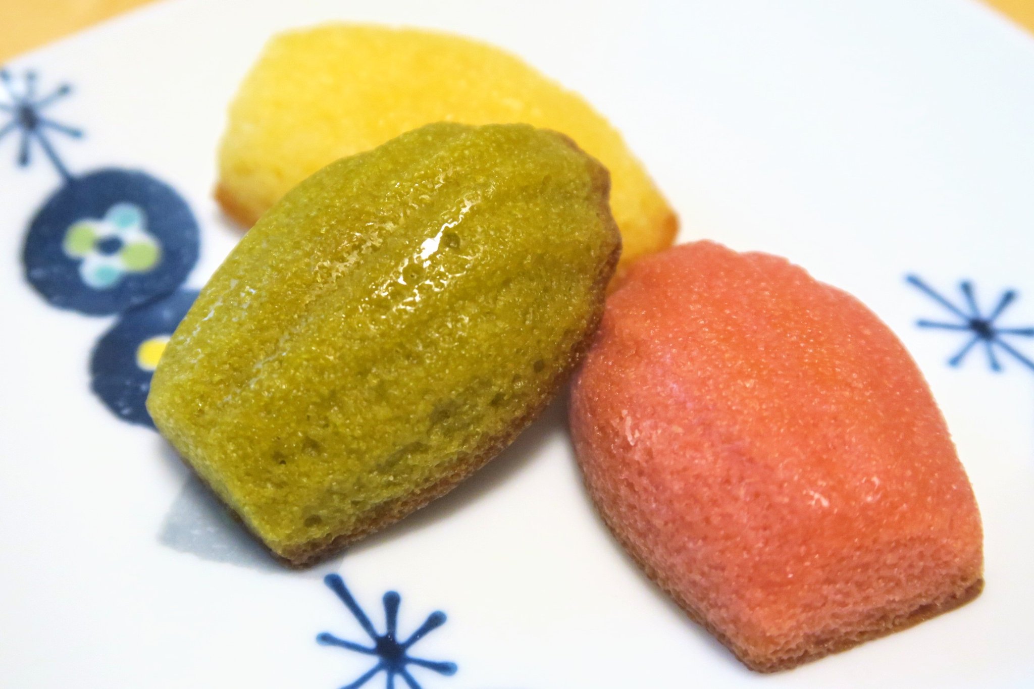 かまこやもり ﾌｨﾅﾝｼｪﾔｸｻﾞ 雲形ひじき11 23文学フリマ東京 カ24 ヤクザのフィナンシェを食べたよ Take6 アーモンドとヘーゼルナッツをミックスして風味を上げる 粉糖100 を試したら甘めだけどバターとの一体感は強まったかも 焦がしバターは心配に