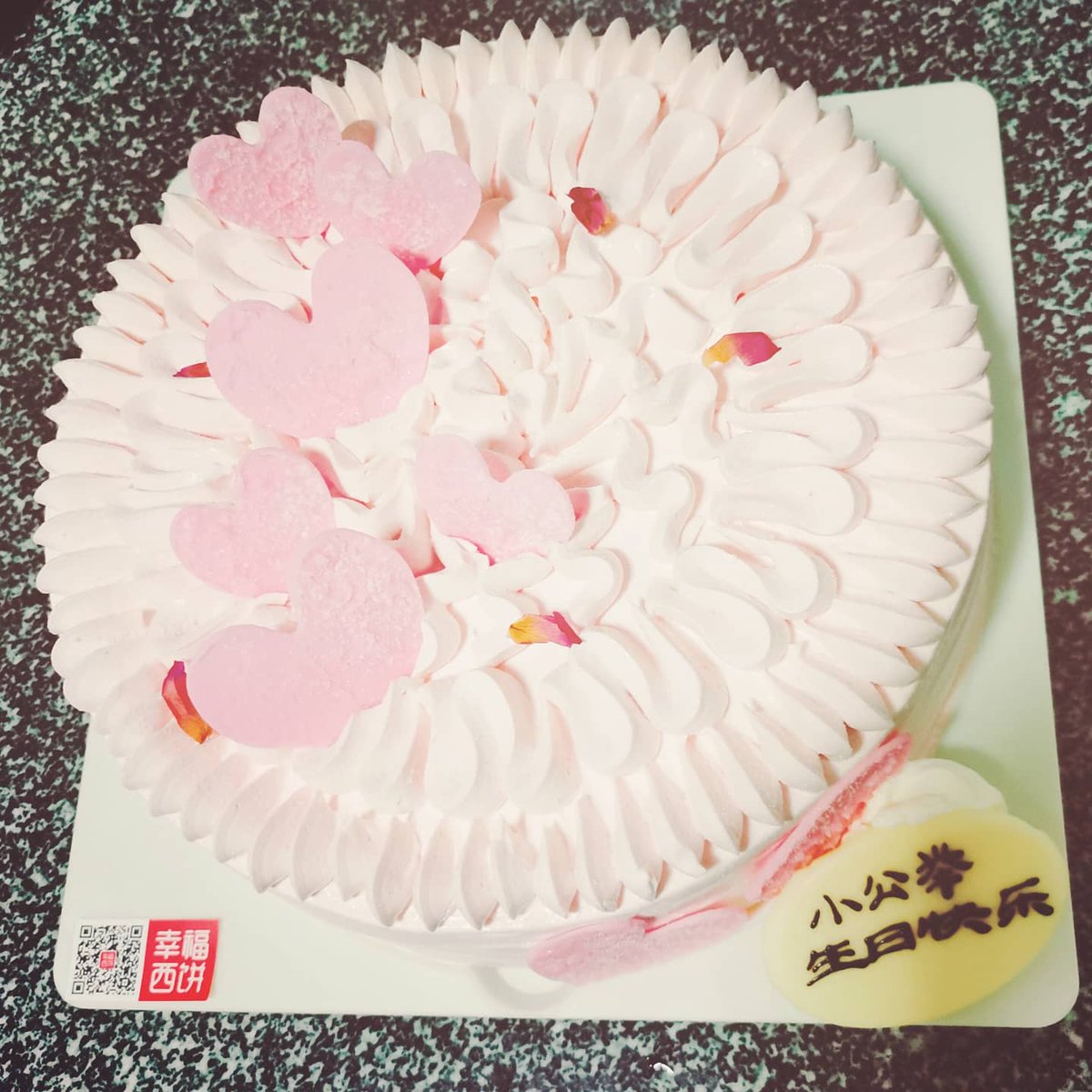 YLin_Dai's tweet photo. 那就祝自己生日快乐吧🎂🎂
（昨天忘记发了hhh） https://t.co/d3XJhHOL1C